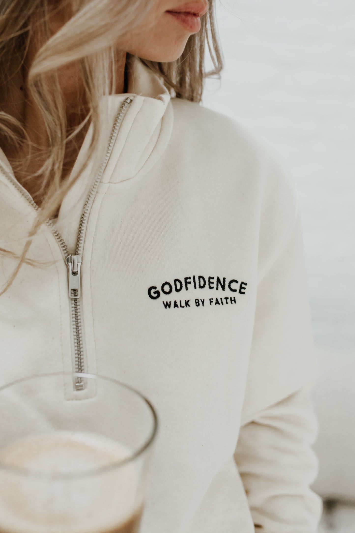 GODFIDENCE HALF ZIP BEIGE