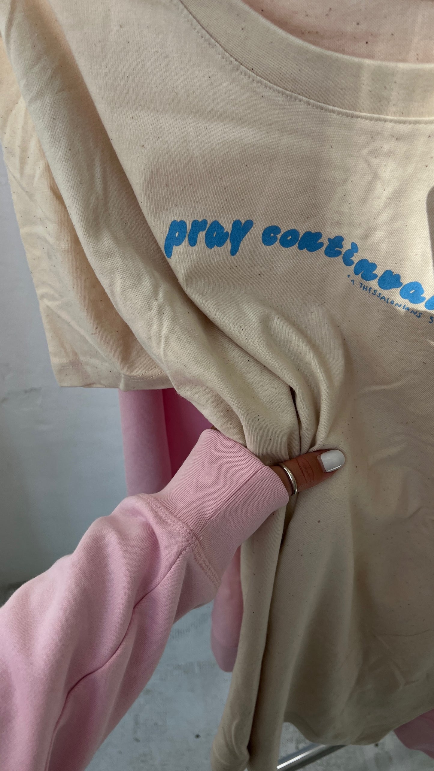 PRAY CONTINUALLY BEIGE TSHIRT