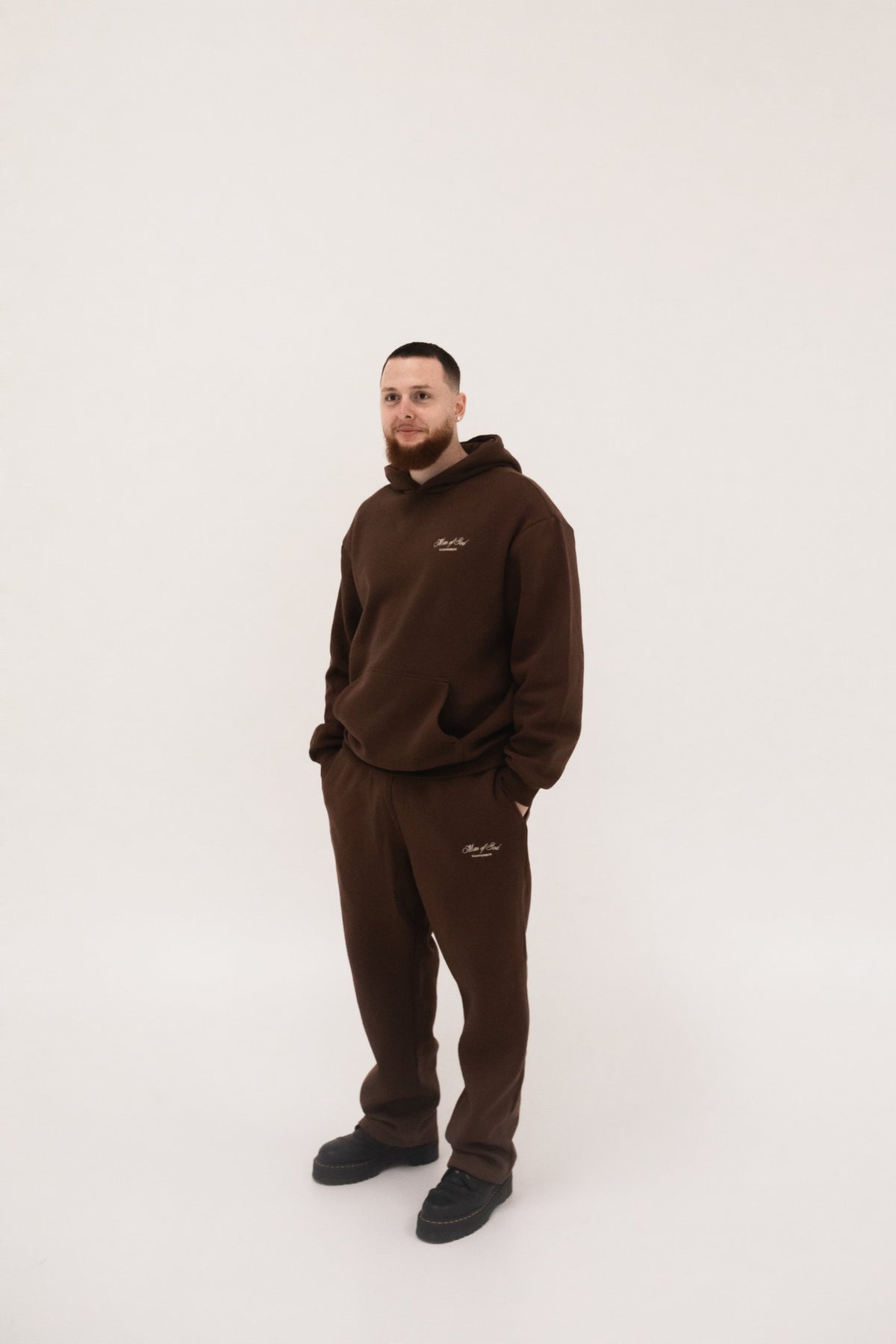 Man of God Set braun